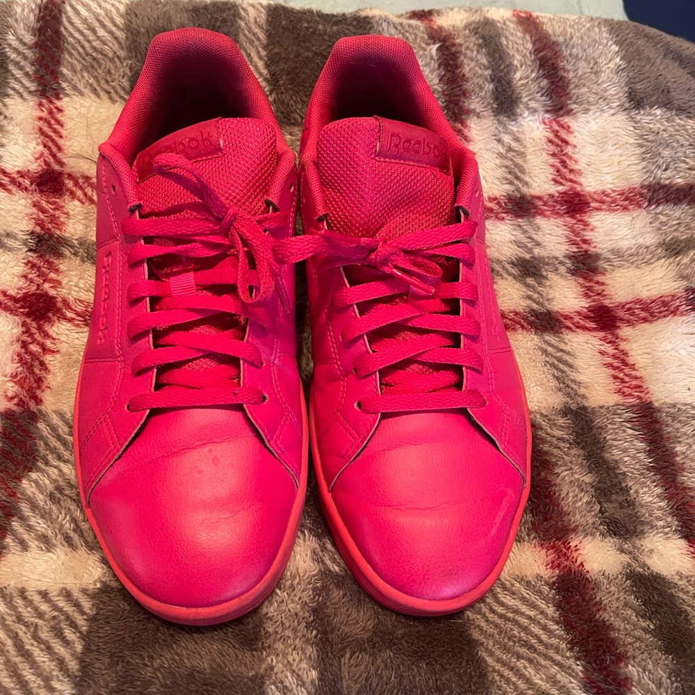 Reebok pink sneakers